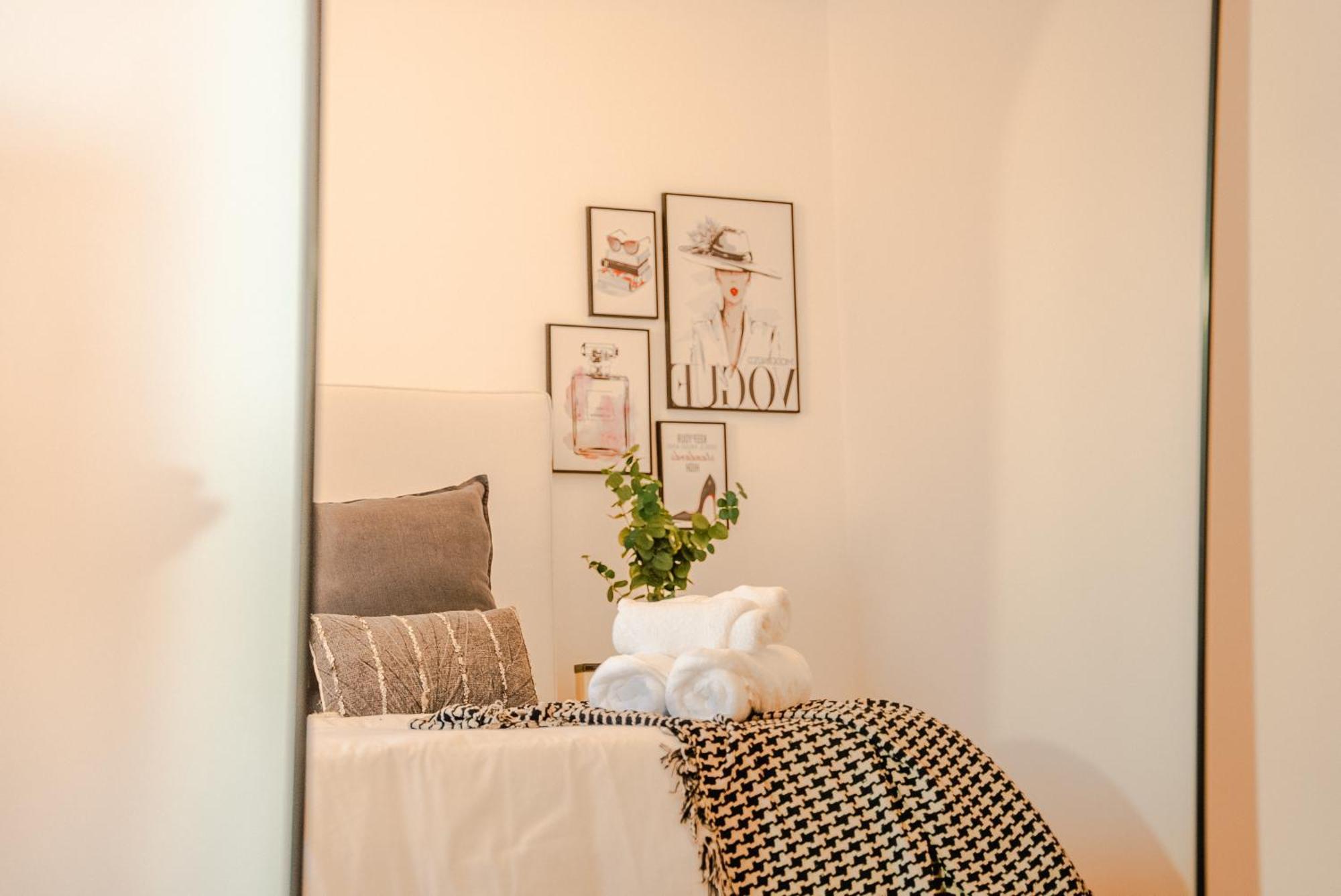 Private Pool & At Your Doorstep Apartment Abu Dhabi