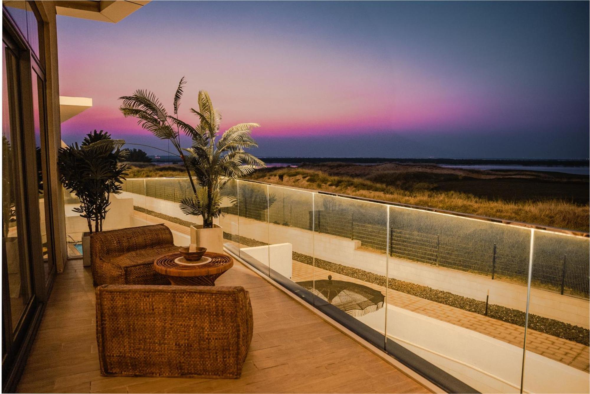 Private Pool & At Your Doorstep Apartment Abu Dhabi